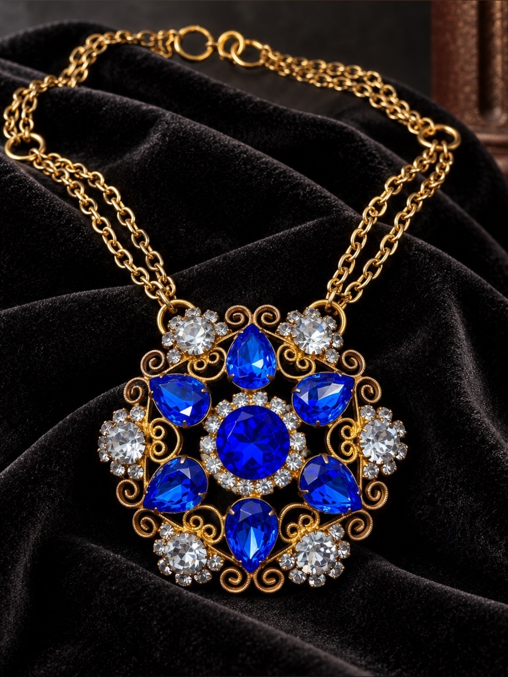Vintage Electric Blue Rhinestone Pendant
